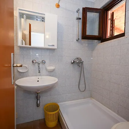 Apatmani Kogo Apartment *